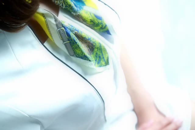 新人璃音(りの)の画像